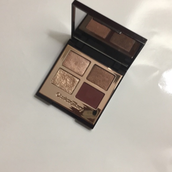 Rare Charlotte Tilbury Fire Rose eyeshadow quad. - Picture 3 of 6